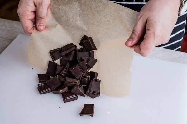 Papier ingraissable en feuilles : l'indispensable en cuisine